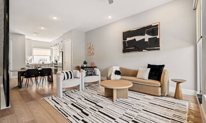 Fort Worth House | Stylish Scandinavian home w/Garage & Patio