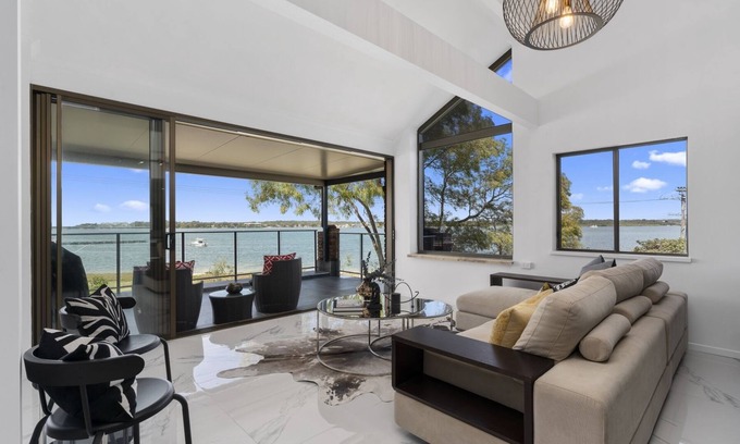 Bellara Apartment | Stylish Seaside Escape