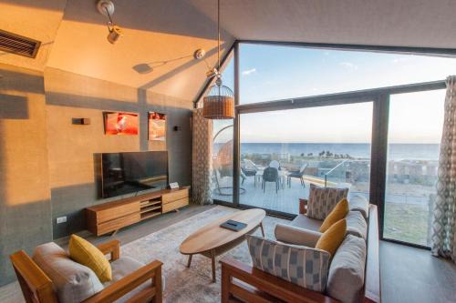 Soma Bay Villa | Stylish Seaview 2BR Soma bay Villa with Free Pool & Beach