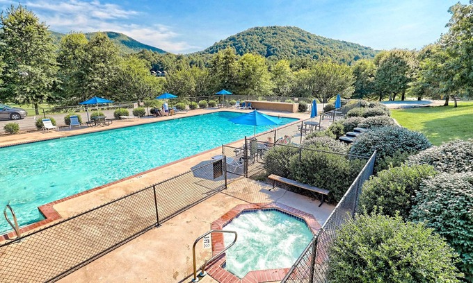 Sky Valley Condo | Stylish Sky Valley Condo with Club Amenities!