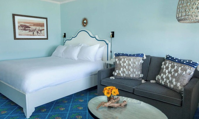 Cape May House | Stylish Stay by the Sea – Pool, Beach Service & More!