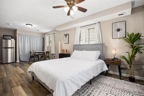 Peoria Apartment | Stylish Studio Apartment with Modern Touches