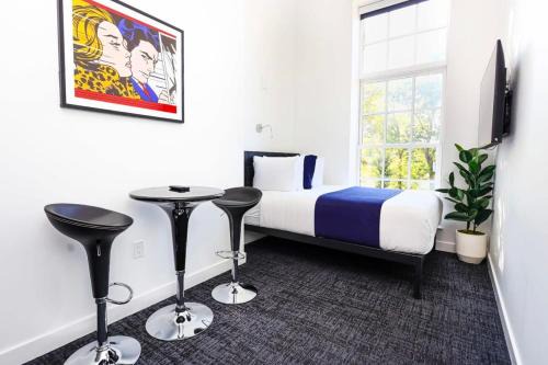 Fenway–Kenmore Apartment | Stylish Studio in Historic Boston - Unit #205