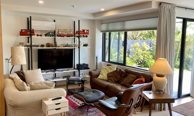 Grey Lynn House | Stylish Townhouse in Grey Lynn, Stylish two level townhouse