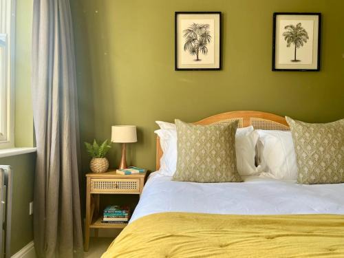 Frome House | Stylish Victorian Home - Central Frome