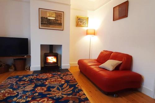Watford House | Stylish Victorian House