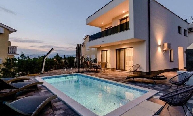 Zidarici Villa | Stylish Villa Metra Maris2 with a sea view and a pool on Krk