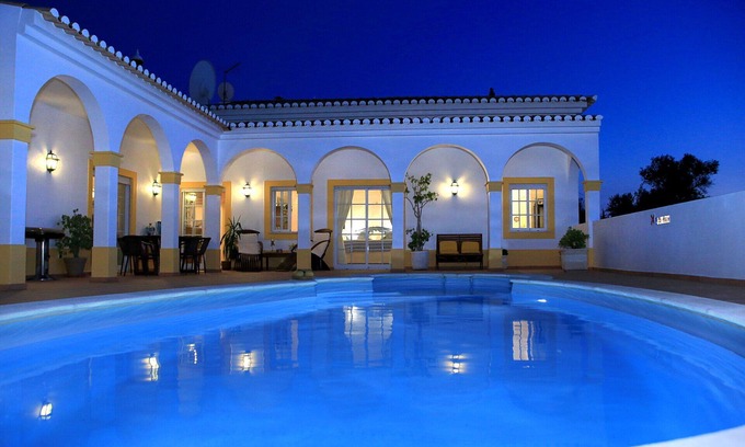 Portimao Villa | Stylish villa with private pool/mountain & river views