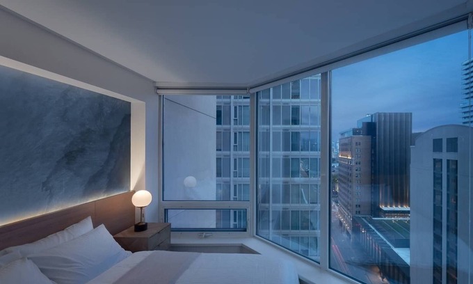 Midtown Toronto Apartment | Stylish Yorkville Gem | Prime Location, Comfort & Modern Amenities