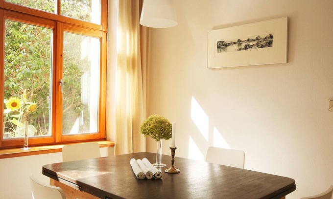 Kaditz Apartment | Stylishly furnished vacation apartment in Dresden including bicycles, close to the city center