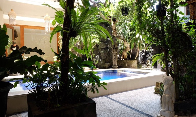 Legian Hotel | Su's Cottages