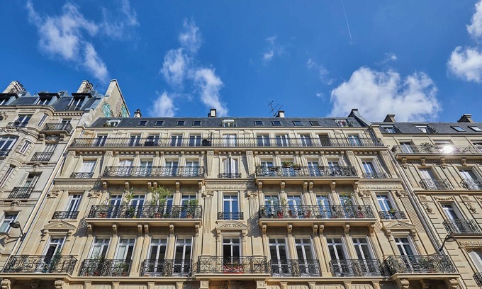 Saint-Vincent-de-Paul Apartment | Sublime Air-conditioned Apartment Center of Paris