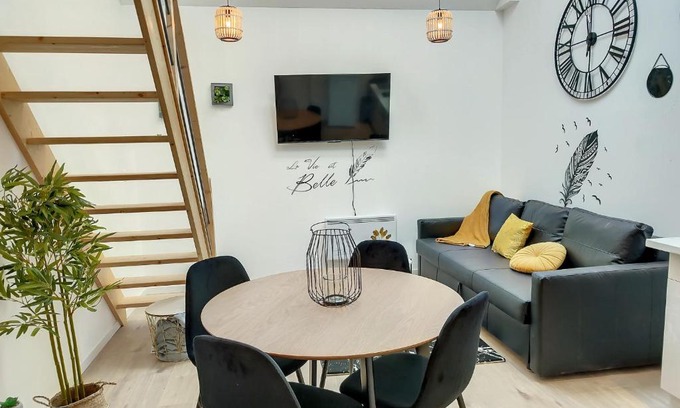 Saint-Quentin Apartment | Sublime appart rénové duplex centre ville 4pers wifi
