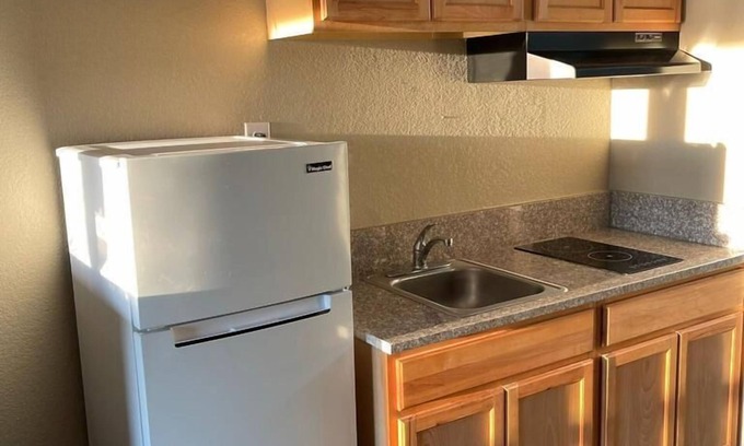 St. Andrews Hotel | Suburban Studios Columbia - Harbison