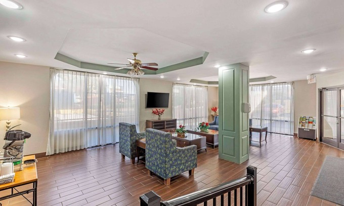 Orangeburg Hotel | Suburban Studios