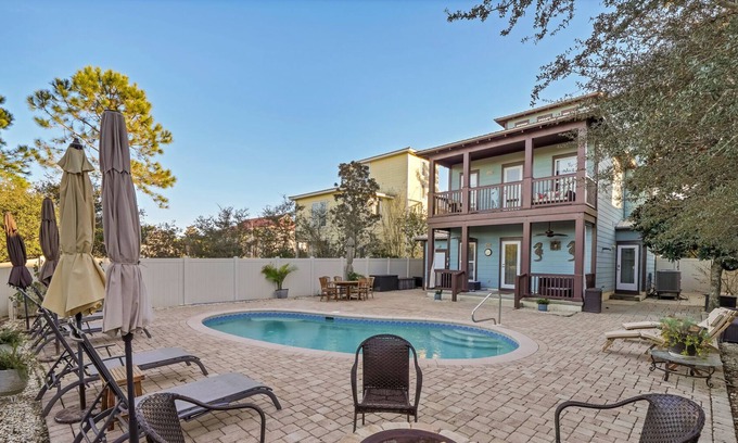 Village of Sugar Beach House | Sugar Hill Hang: Seagrove🏖PRIV POOL🏖Master/Main🏖Sleeps 12🏖BONFIRES 3/16-4/13 & 5/25-8/10