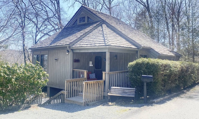 Sugar Mountain Ski Chalet | Sugar Mountain Chalet Near Everything!