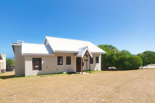 L'Agulhas House | Suid Genoeg