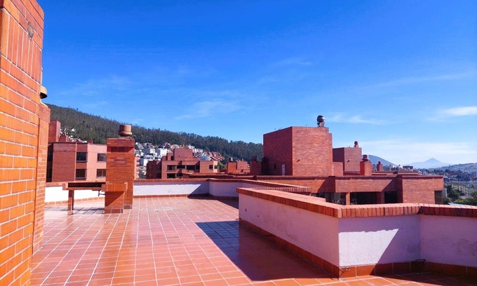 Quito House | Suite con Excelente Ubicación, Confort, Seguridad, Tranquilidad, Elegancia