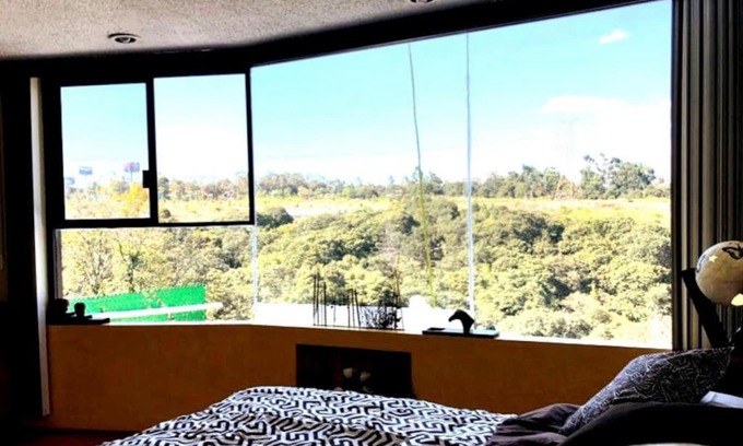 Lomas de Guadalupe House | Suite con Vistas Panoramicas Verdes, Santa Fe