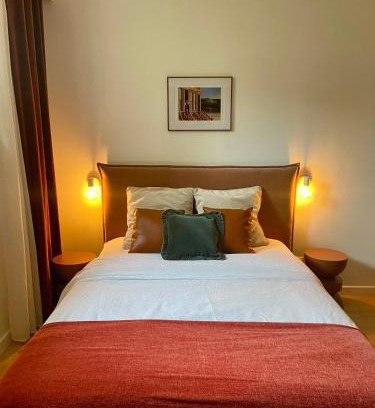 Craponne House | Suite Cosy Chambre avec espaces Salon et Salle de bain privés