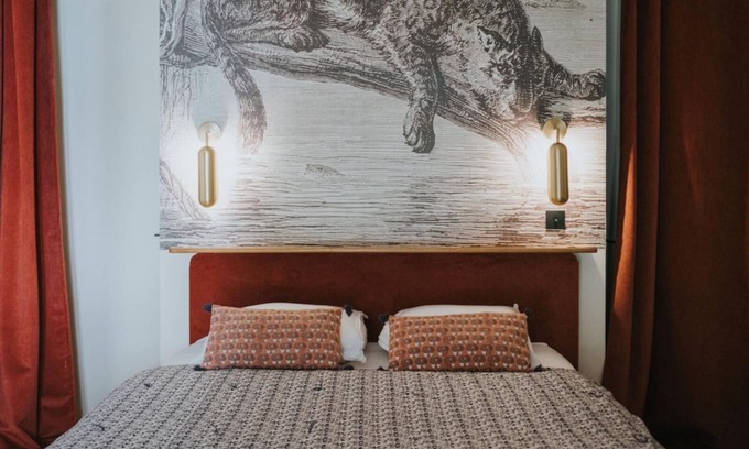 Vernay Apartment | Suite des Cèdres at Lyon Country House,