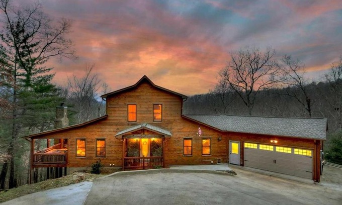 Morganton House | Suite Dreams