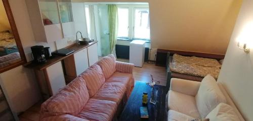 Wellingsbuttel Apartment | Suite in Villa