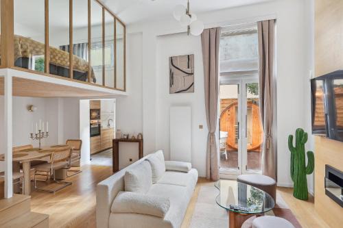 Notre-Dame-des-Champs Apartment | Suite luxueuse avec jardin privé Sauna et Jacuzzi