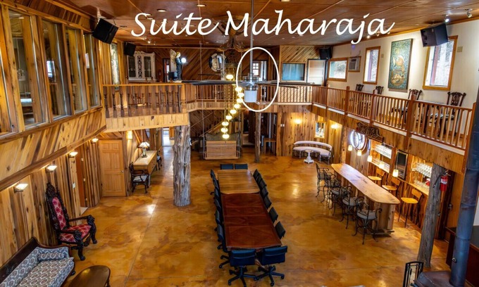 Stanardsville Apartment | Suite Maharaja at White Lotus Eco Spa Retreat