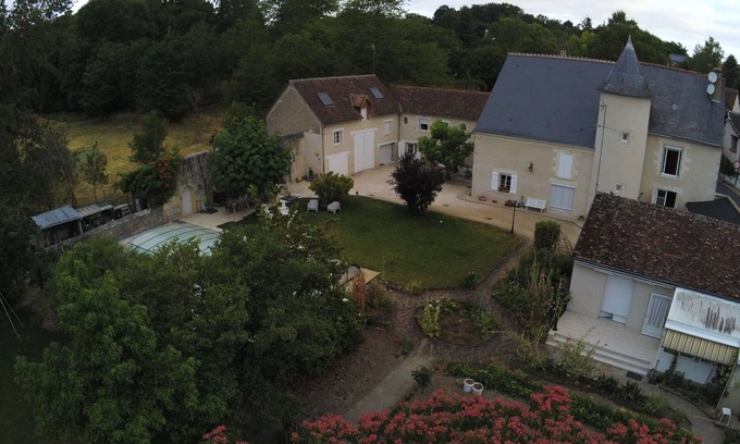 Huisseau-sur-Cosson House | Suite MESANGE & ROUGE GORGE 4 Adults & 2 Children max.