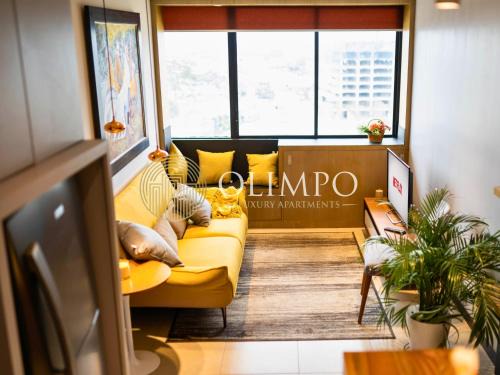 Puerto Santa Ana Apartment | Suite moderna con vista a la ciudad y al río en Puerto Santa Ana