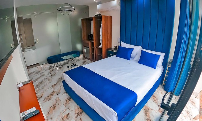 Chancay House | Suite Con Jacuzzi y Balcón by BlueThree Hotel 3✨️ a 7 min de la Plaza de Chancay