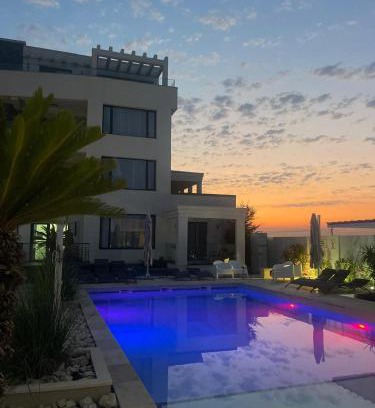 Costinesti Apartment | Suite Pool Golful Francez