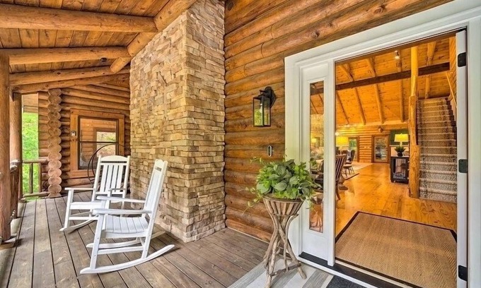 Sapphire Cabin | Suite Sixteen - Spacious Lodge Vibe - nestled within Burlingame