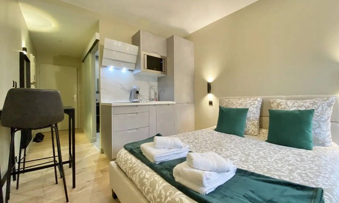 Faubourg North Apartment | Suite Standing Centre Proche Gare Cosy
