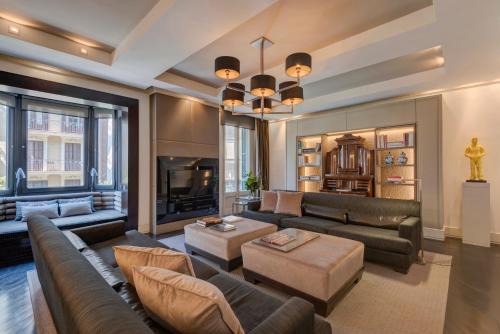Sant Gervasi Apartment | SuiteaBcn II