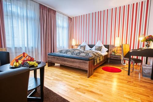 Baden Baden Old Town Hotel | Suiten Hotel Dependance Laterne