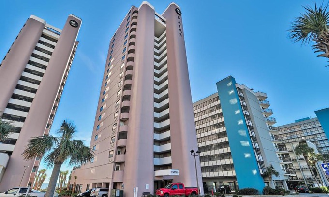 Myrtle Beach Apartment | Suites at the Beach