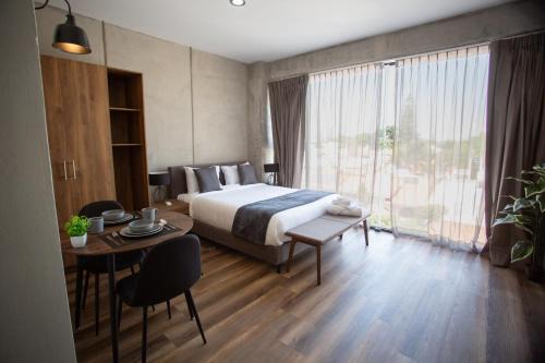 Guadalajara Apartment | Suites del Carmen Consulado