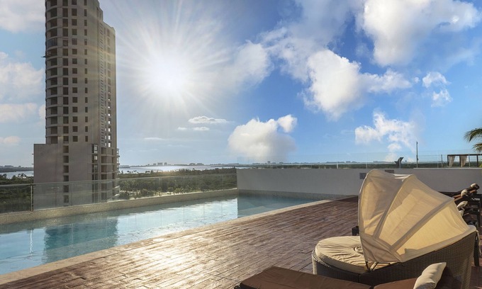 Downtown Cancun Hotel | Suites Malecon Cancun