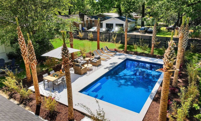 North Charleston House | SullyChic 5 Bedroom | Private Lux Pool Park Circle