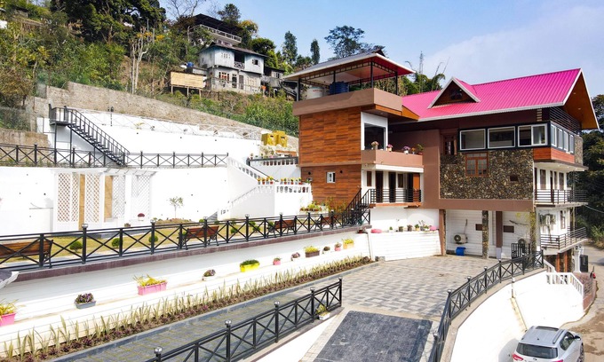 Darjeeling House | Sumi Stays