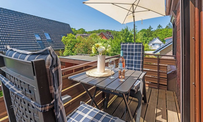 Malente Apartment | Summer breeze vacation apartment with balcony in Haus Hüttmann in Bad Malente