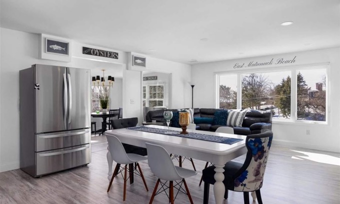 Snug Harbor House | Summer Rental -4 Minutes to East Matunuck Beach. Walk to Matunuck Oyster Bar