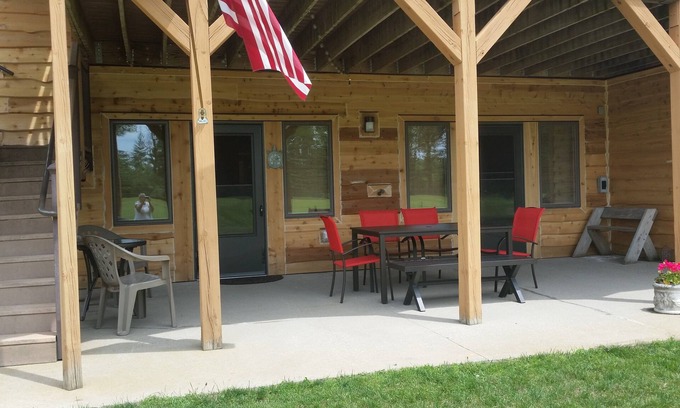Arkdale Condo | Summer Rental at Northern Bay Golf Resort at Castle Rock Lake - sleeps 9