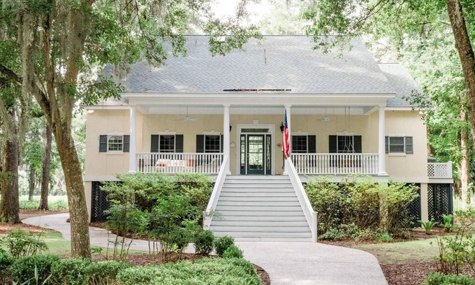 Melrose on the Beach House | Summer Salt Cottage - Private Coastal Retreat