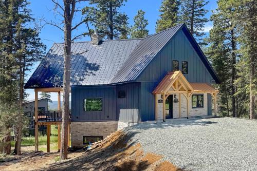 Lead House | Summer Skjol & Ski Haus