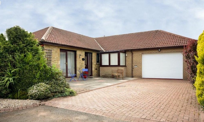 Warkworth House | Summerfold