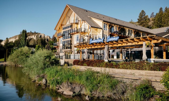 Okanagan-Similkameen Resort | Summerland Waterfront Resort & Spa
